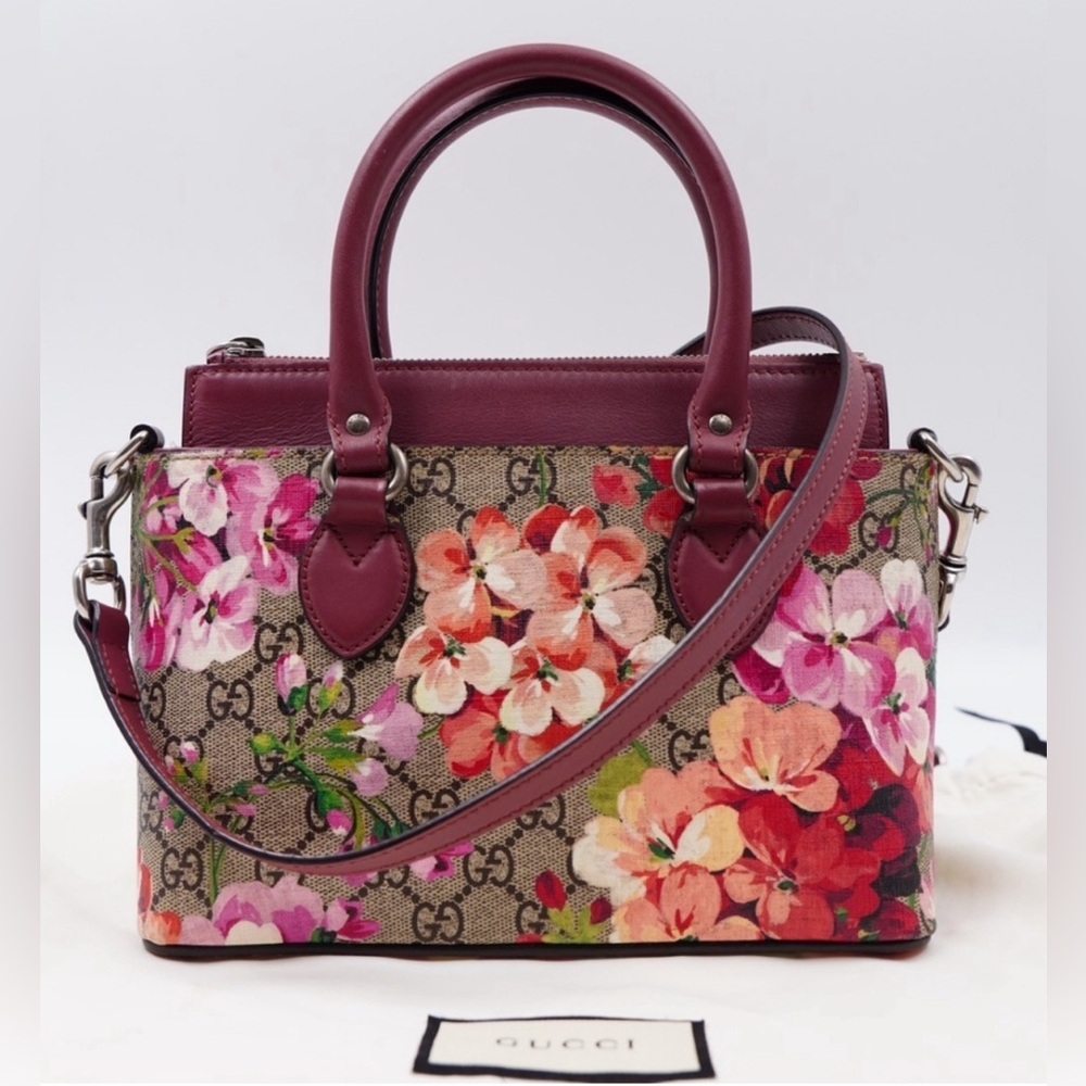 Gucci GG Supreme Monogram Blooms Mini zip top tote